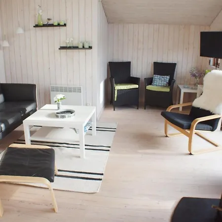 Arngerd - 450m From The Sea In Nw Jutland By Interhome