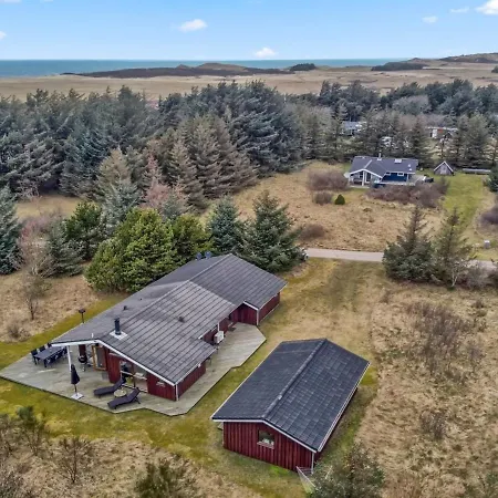 Holiday home Arngerd - 450m From The Sea In Nw Jutland By Interhome Lokken