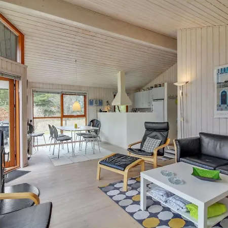 Arngerd - 450m From The Sea In Nw Jutland By Interhome Holiday home