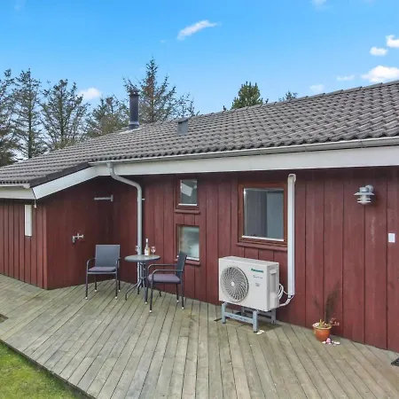 Arngerd - 450m From The Sea In Nw Jutland By Interhome Lokken