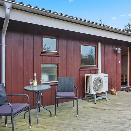 Arngerd - 450m From The Sea By Interhome * Лёккен